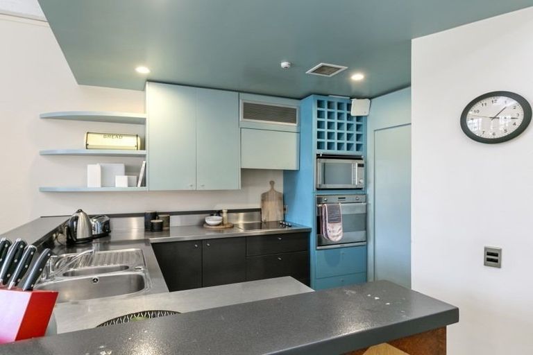 Photo of property in Dominion Apartments, 11/80 Victoria Street, Wellington Central, Wellington, 6011