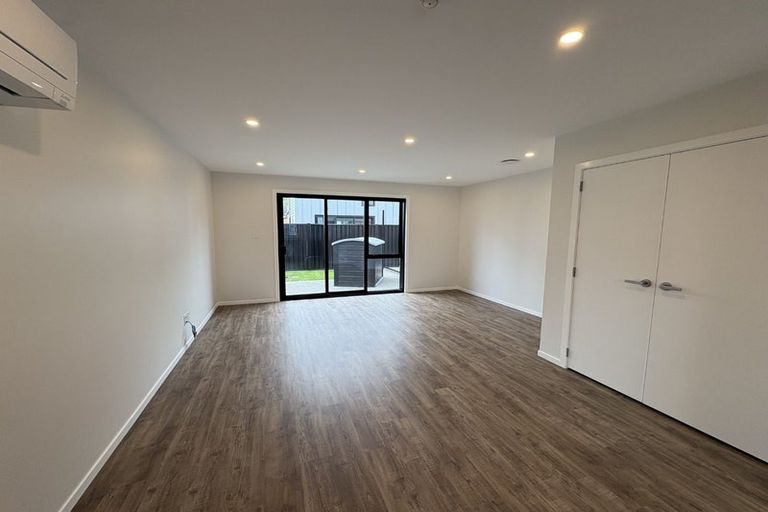 Photo of property in 4 Kumai Lane, Wallaceville, 5018