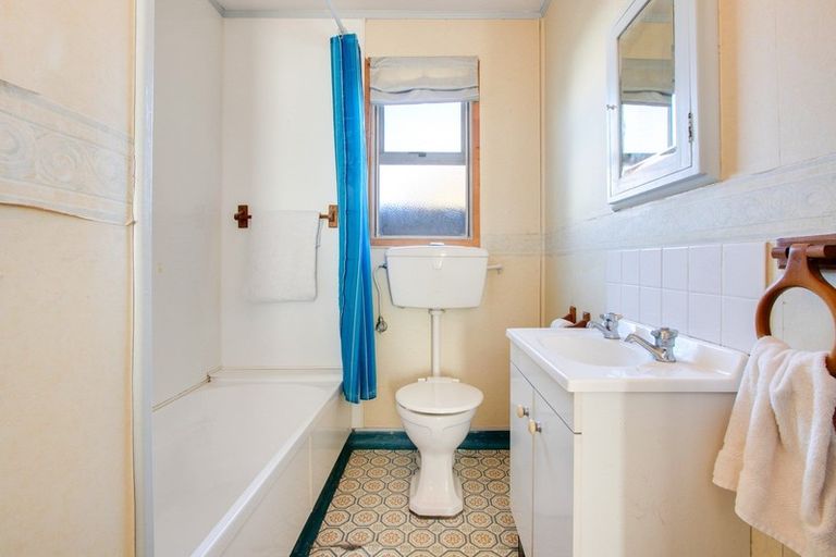 Photo of property in 406 Frederick Street West, Mahora, Hastings, 4120