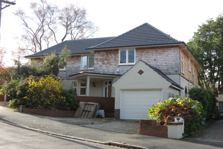 Photo of property in 1 Tolcarne Avenue, Maori Hill, Dunedin, 9010