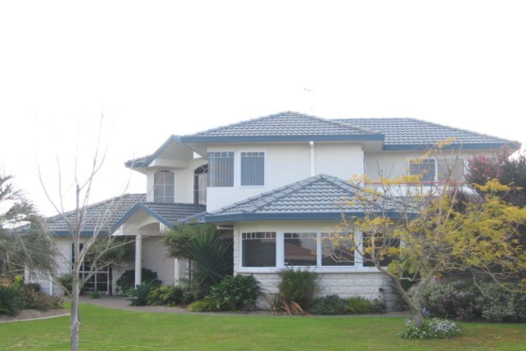 Photo of property in 1 Kalmia Dell, Mount Maunganui, 3116