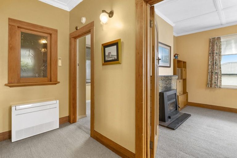 Photo of property in 38 Cliffs Road, Saint Clair, Dunedin, 9012