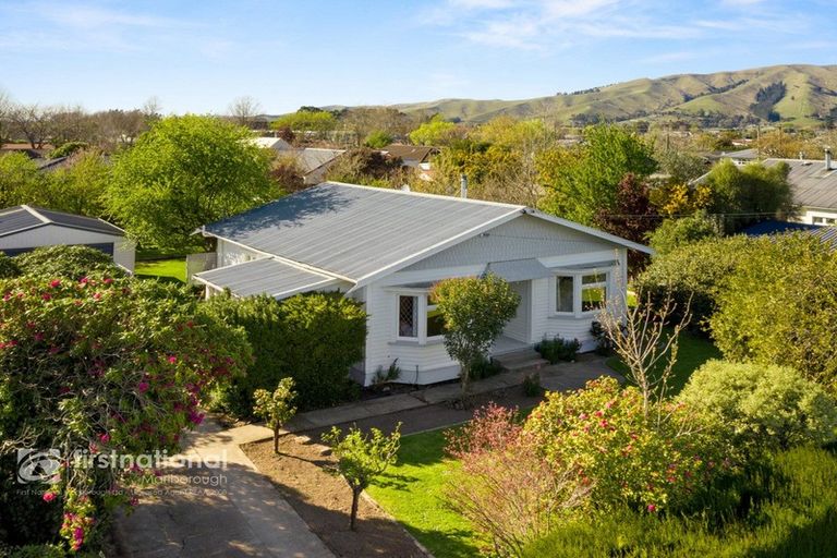 Photo of property in 15 Mary Street, Redwoodtown, Blenheim, 7201