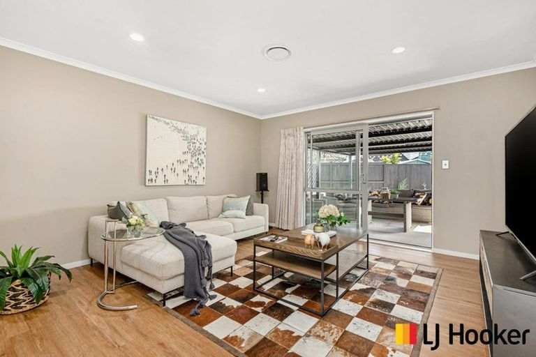 Photo of property in 27 Capriana Drive, Karaka, Papakura, 2113