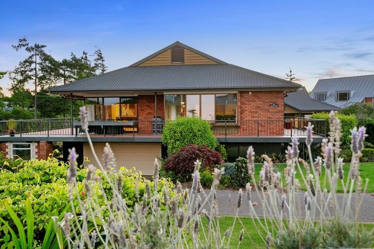 Photo of property in 1 Victoria Street, Cambridge, 3434