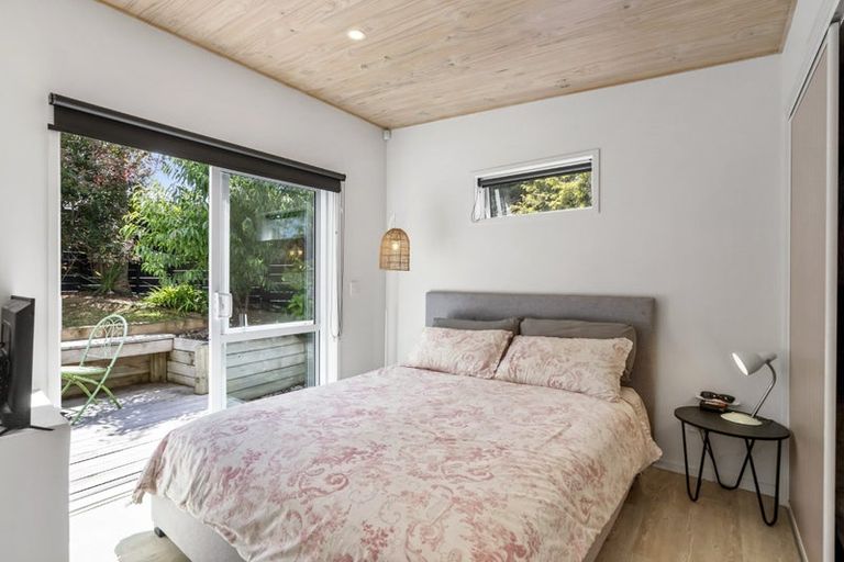 Photo of property in 80 Park Hill Road, Birkenhead, Auckland, 0626