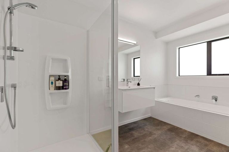 Photo of property in 3 Rosslands Avenue, Karaka, 2124