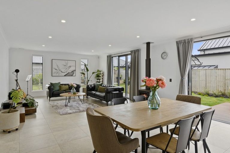 Photo of property in 1 Hinterland Drive, Prebbleton, 7604