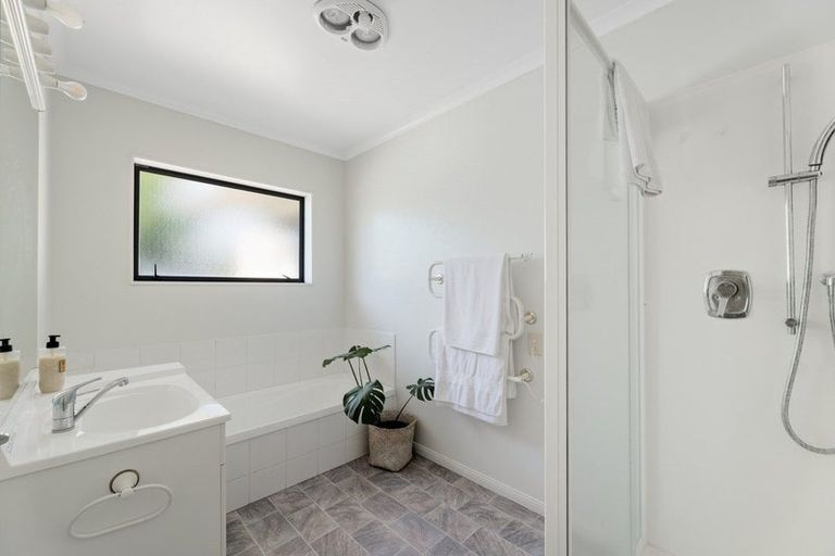 Photo of property in 7 Webb Place, Papamoa Beach, Papamoa, 3118