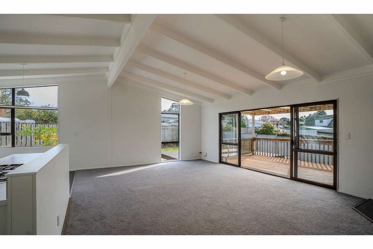 Photo of property in 6a Hawkings Crescent, Kerikeri, 0230