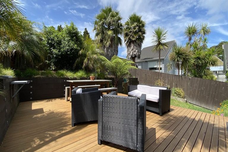 Photo of property in 1/141 Balmain Road, Birkenhead, Auckland, 0626