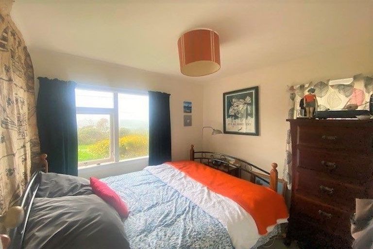 Photo of property in 18 Buckley Road, Southgate, Wellington, 6023