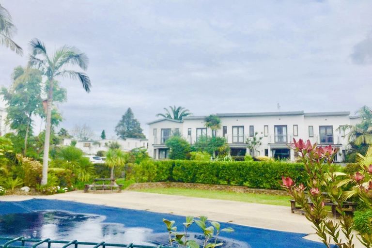 Photo of property in The Grange, 75/92 Bush Road, Albany, Auckland, 0632