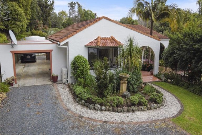 Photo of property in 67 Pa Road, Kerikeri, 0230