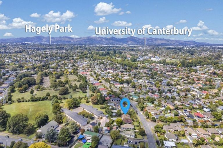 Photo of property in 48 Cranbrook Avenue, Burnside, Christchurch, 8053