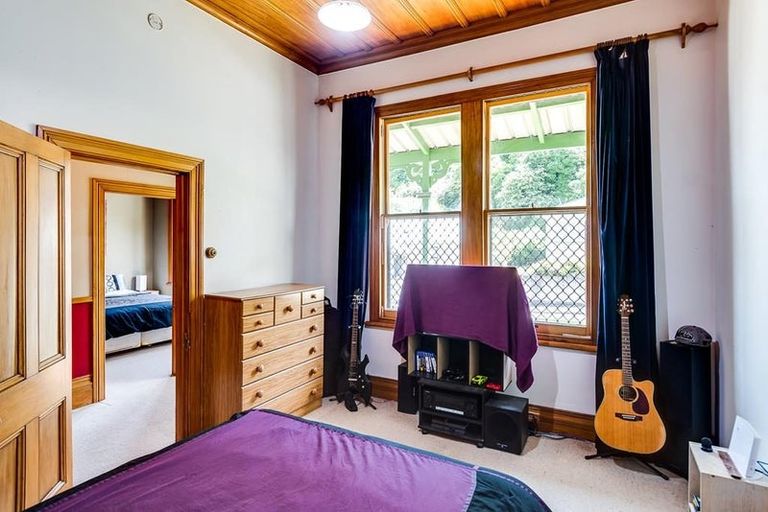 Photo of property in 21 Chaucer Road, Hospital Hill, Napier, 4110