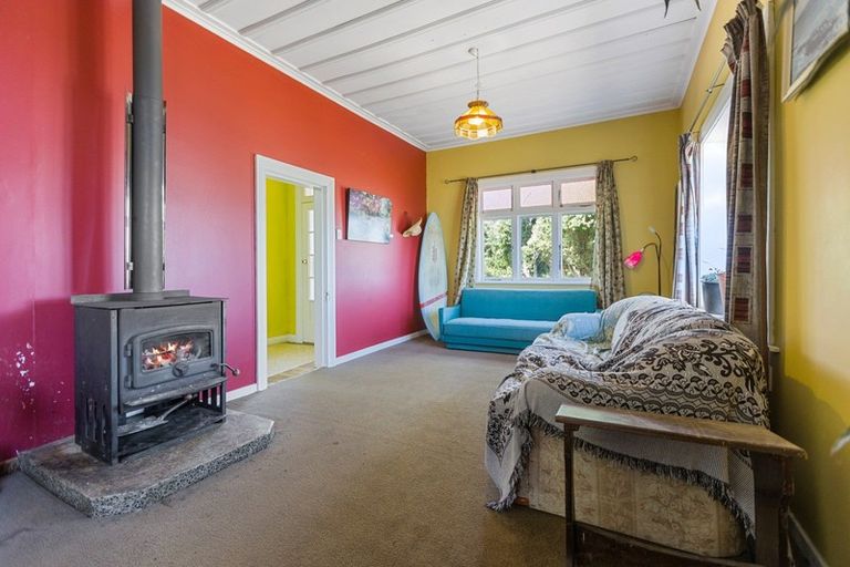 Photo of property in 246 Stent Road, Warea, New Plymouth, 4381