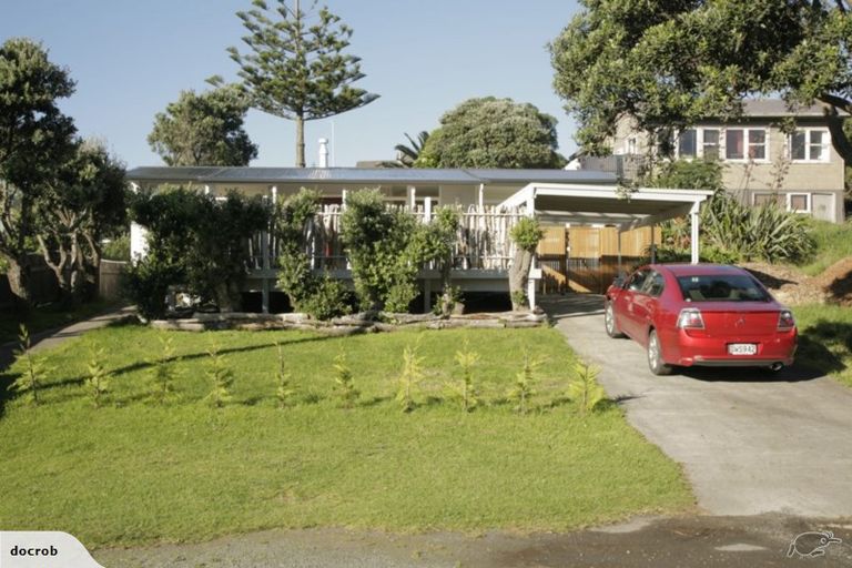 Photo of property in 97 The Esplanade, Raumati South, Paraparaumu, 5032