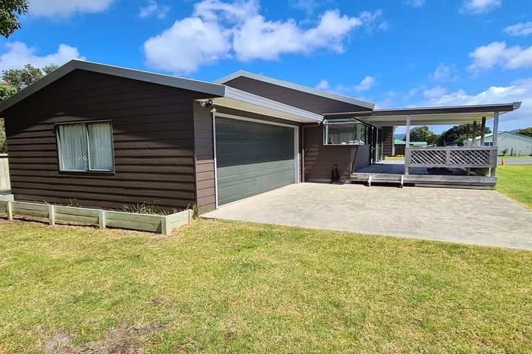 Photo of property in 109 Manuka Place, Matarangi, Whitianga, 3592