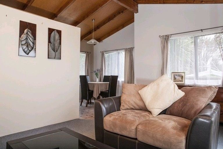 Photo of property in 35 Eureka Place, Parahaki, Whangarei, 0112