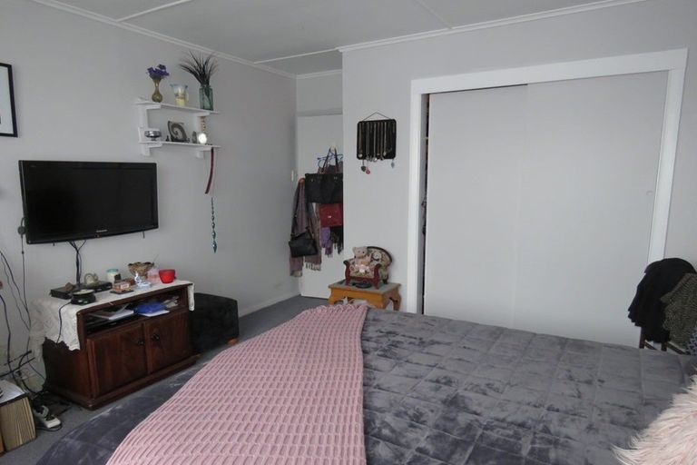 Photo of property in 6 Dacre Street, Oamaru North, Oamaru, 9400