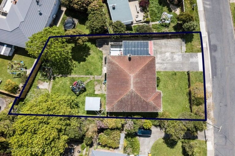 Photo of property in 4 Huia Street, Tawa, Wellington, 5028