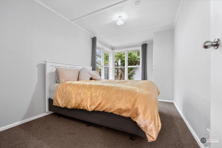 Photo of property in 28a Palmer Crescent, Silverstream, Upper Hutt, 5019