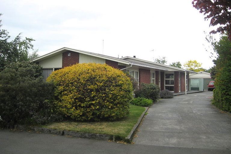 Photo of property in 77 Claridges Road, Casebrook, Christchurch, 8051