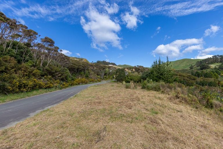 Photo of property in 70 Exploration Way, Whitby, Porirua, 5024