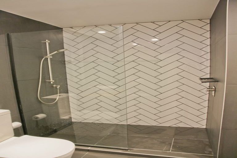 Photo of property in 6/167 Hobsonville Point Road, Hobsonville, Auckland, 0616