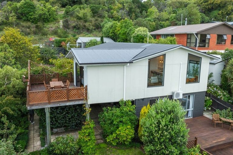 Photo of property in 214 Dyers Pass Road, Cashmere, Christchurch, 8022