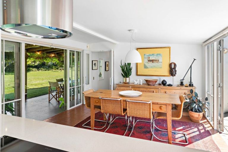 Photo of property in 32 Papawai Road, Papawai, Greytown, 5794