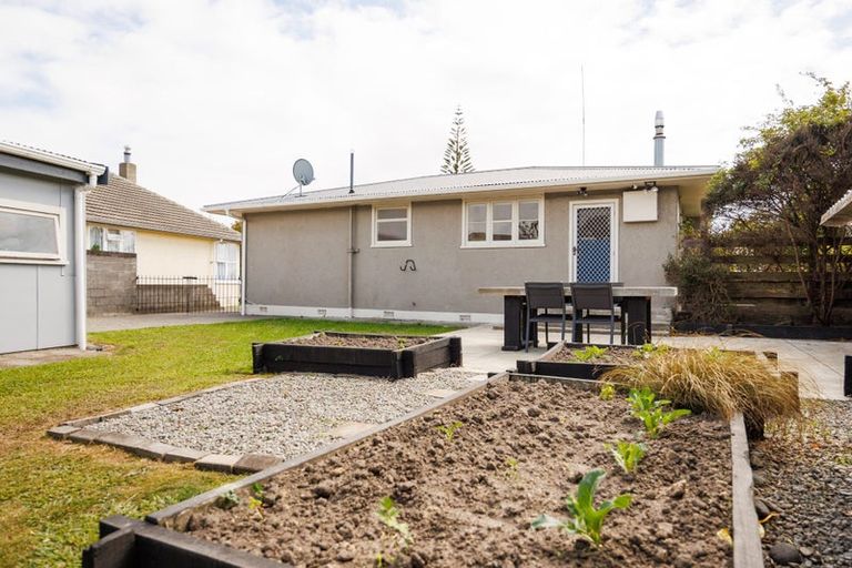 Photo of property in 8 Paisley Street, Awapuni, Palmerston North, 4412