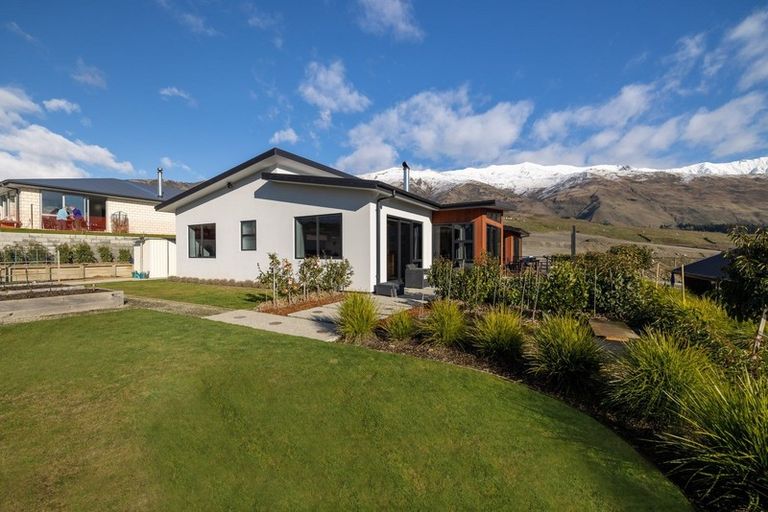 Photo of property in Meadowstone Alpha Series, 112 West Meadows Drive, Wanaka, 9305