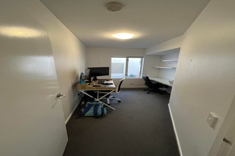 Photo of property in Luxford Villas, 115/72 Herald Street, Berhampore, Wellington, 6023