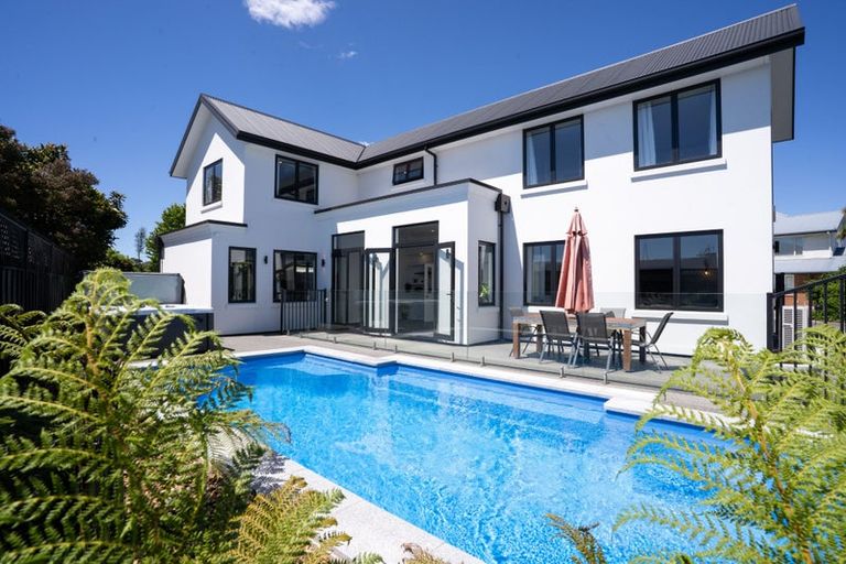 Photo of property in 9 Oaktree Lane, Bishopdale, Christchurch, 8053