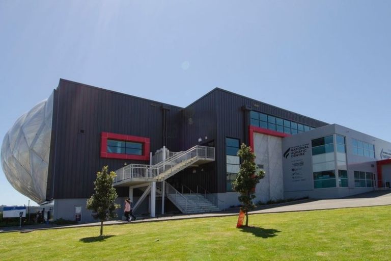 Photo of property in Apollo Apartments, 201/46 Rosedale Road, Rosedale, Auckland, 0632