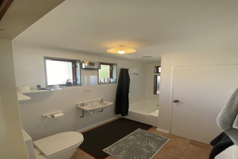 Photo of property in 3 Meadowstone Drive, Wanaka, 9305