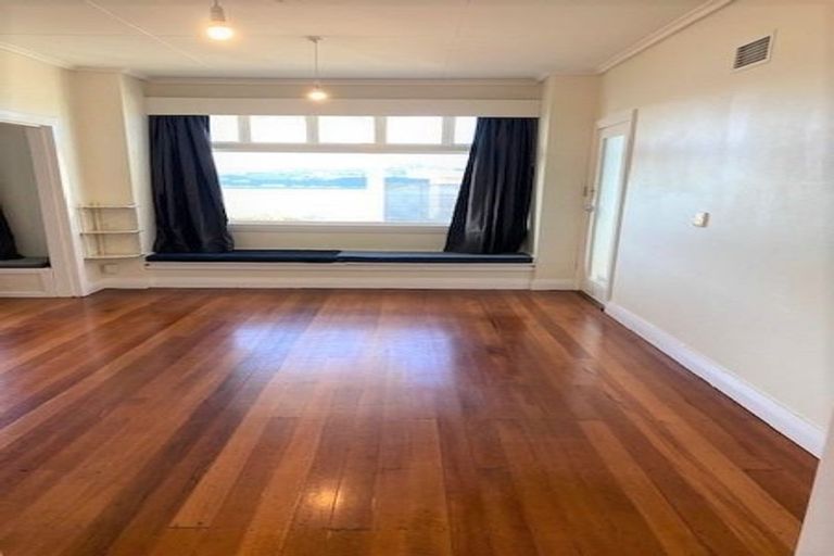Photo of property in 43 Belvedere Road, Hataitai, Wellington, 6021