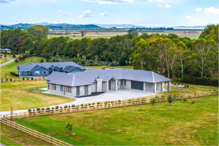 Photo of property in 9 Riverside Way, Clevedon, 2585