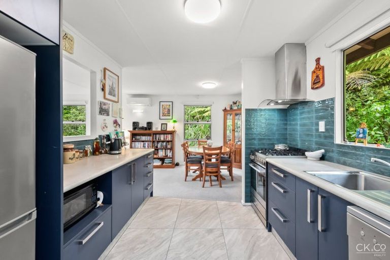 Photo of property in 14 Winchester Avenue, Pinehaven, Upper Hutt, 5019