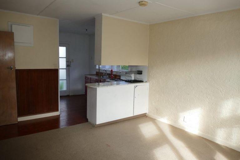 Photo of property in 6 Clare Place, Favona, Auckland, 2024