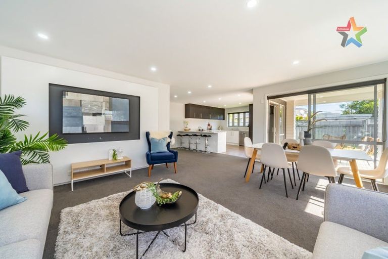 Photo of property in 299a Oxford Terrace, Avalon, Lower Hutt, 5011