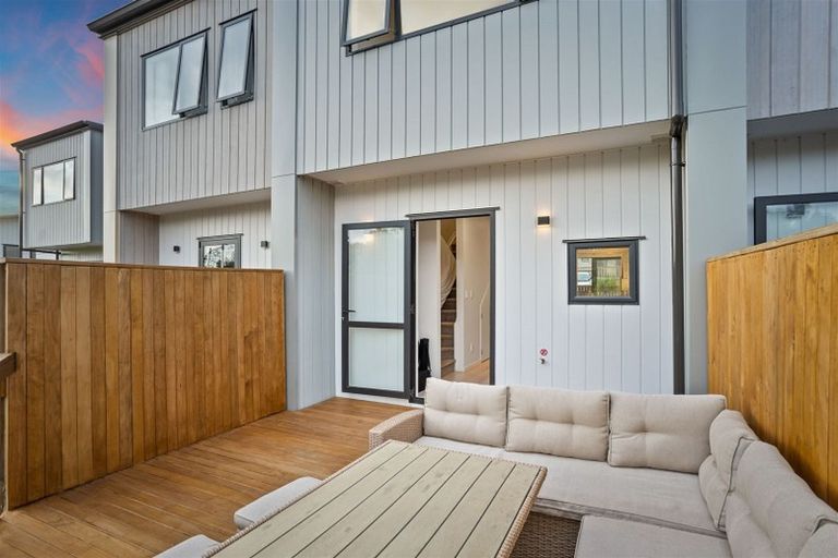 Photo of property in 132c Tiriwa Drive, Massey, Auckland, 0614