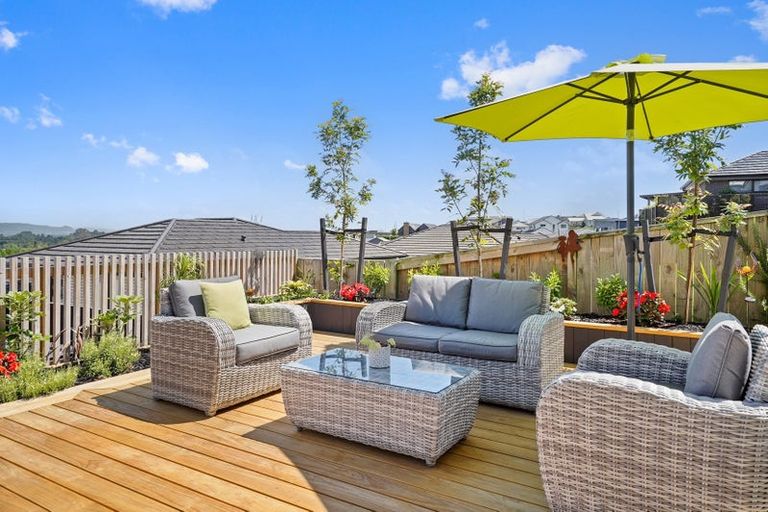 Photo of property in 4 Herring Place, Omokoroa, 3114