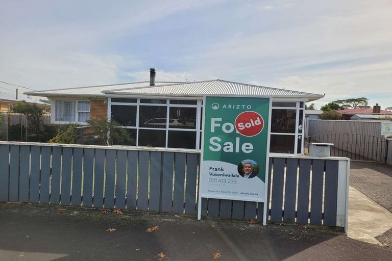 Photo of property in 50 Collins Road, Melville, Hamilton, 3206