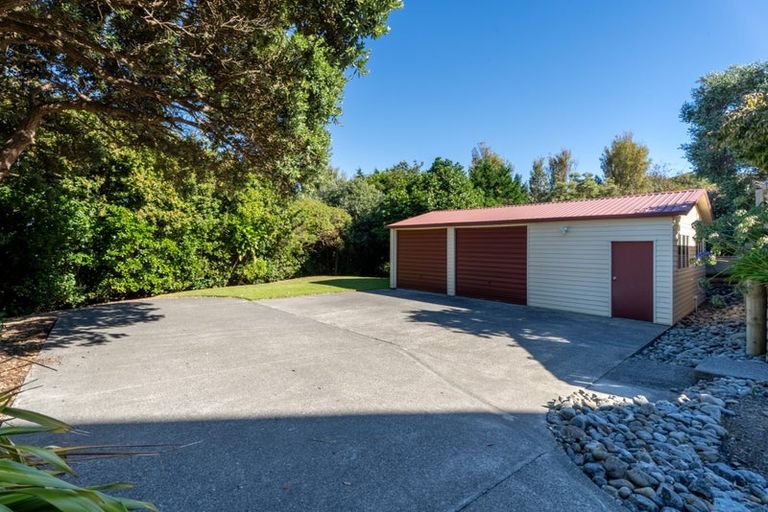 Photo of property in 19 Jillett Street, Titahi Bay, Porirua, 5022