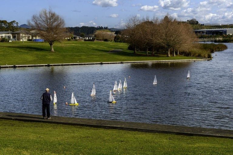 Photo of property in 162 Lakes Boulevard, Pyes Pa, Tauranga, 3112