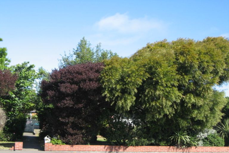 Photo of property in 322 Pages Road, Wainoni, Christchurch, 8061