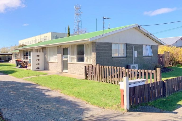 Photo of property in 3/50 Moffett Street, Islington, Christchurch, 8042